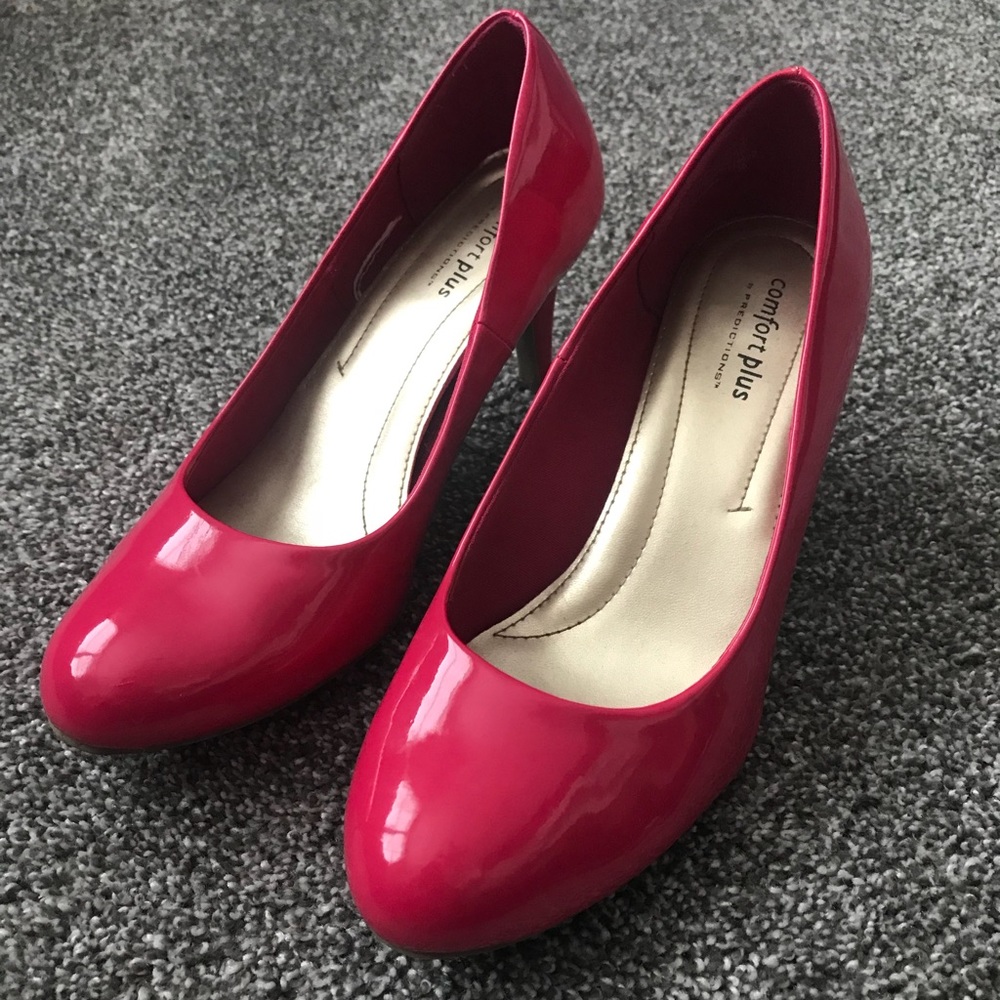 Pink heels